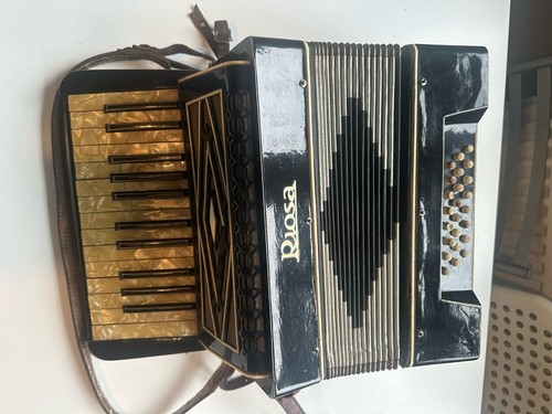 Riosa piano accordion - piano, vintage