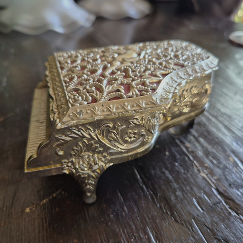 Vintage metal grand piano - vintage,
