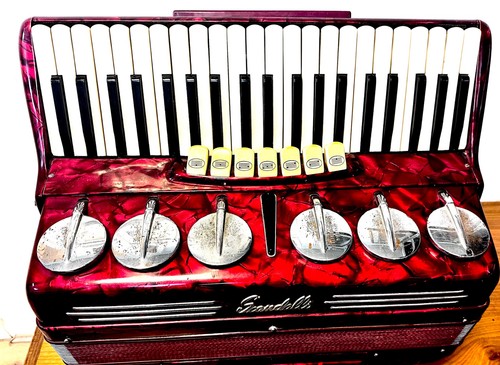 Accordion 120 bass - 120, scandalli