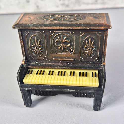 Vintage diecast pencil - diecast,