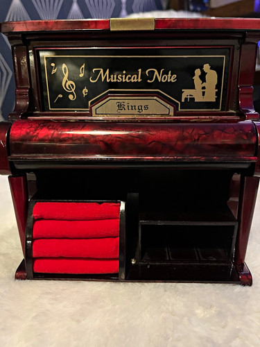 Musical note kings - note,