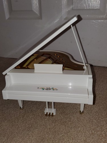 Vintage chain fong musical - vintage,