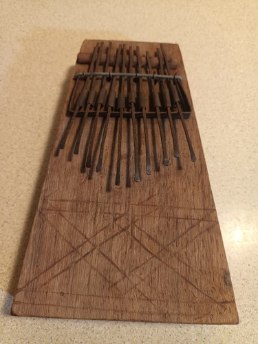 Vintage wooden thumb piano - wooden,