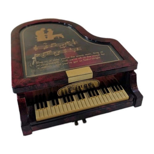 Vintage grand piano musical - grand,
