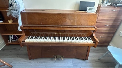 Vintage upright piano - upright,