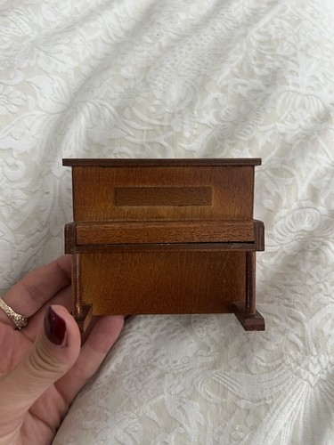 Vintage dolls house piano - vintage,