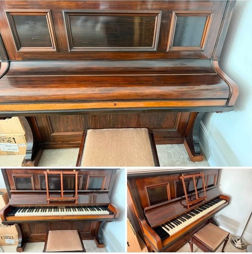 Upright vintage acoustic - vintage, piano