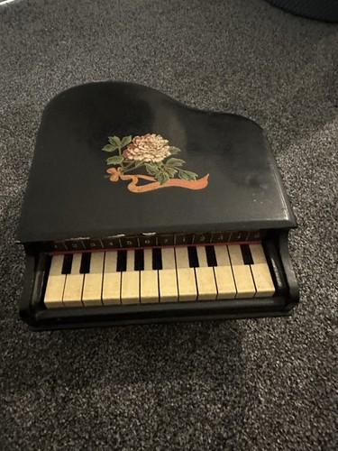 1950s vintage micro - 1950s, piano